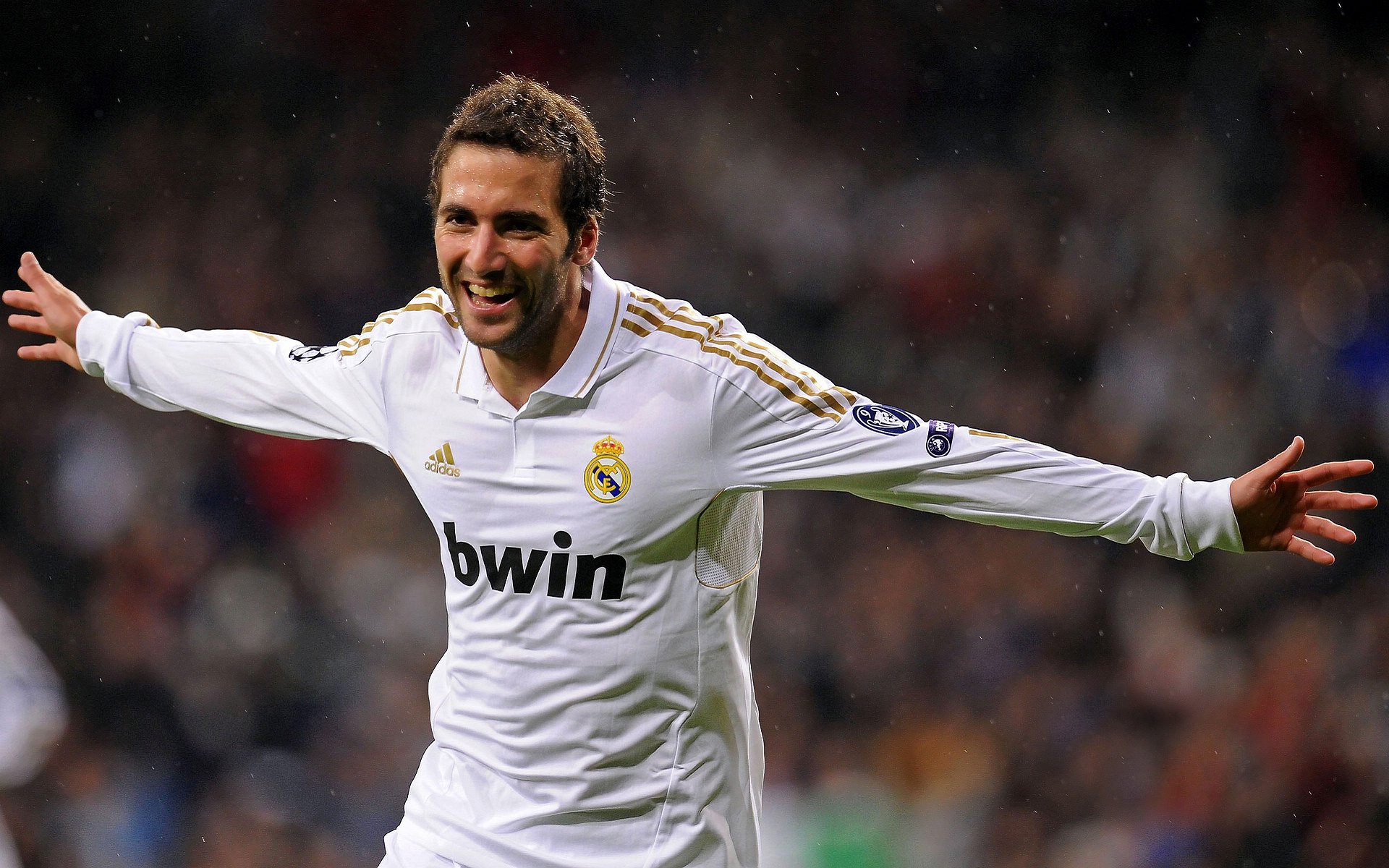 新月二队或替补参加下届超级杯